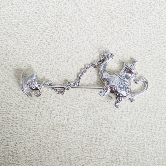 Avon Jewelry - Vintage Avon Silver Teapot and Cup Brooch Pin